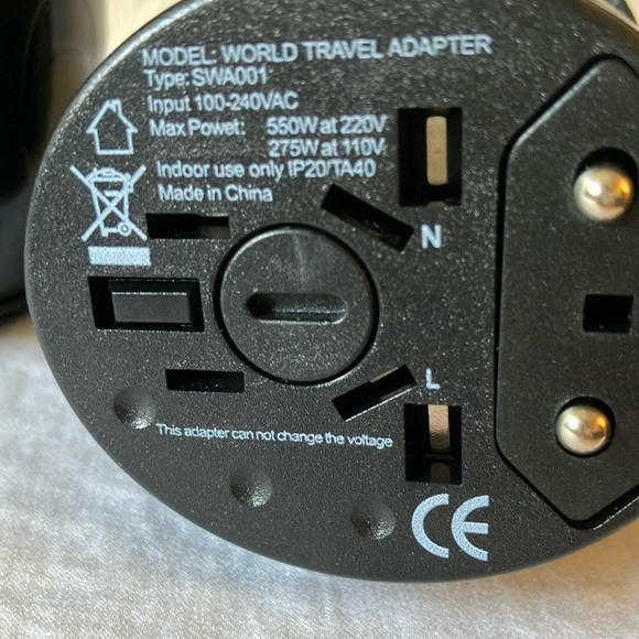 Coach: World/Universal Black Travel Adapter (Wall Plug)- Case- Silver Tone - Picture 6 of 14